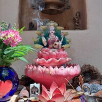 Tempel Devi Prana Pranayama
